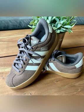 adidas VL Court 3.0 shoes